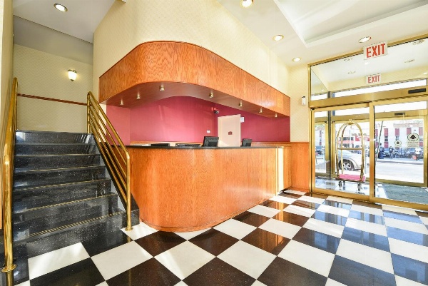 Lex View Inn at JFK Airport Main image